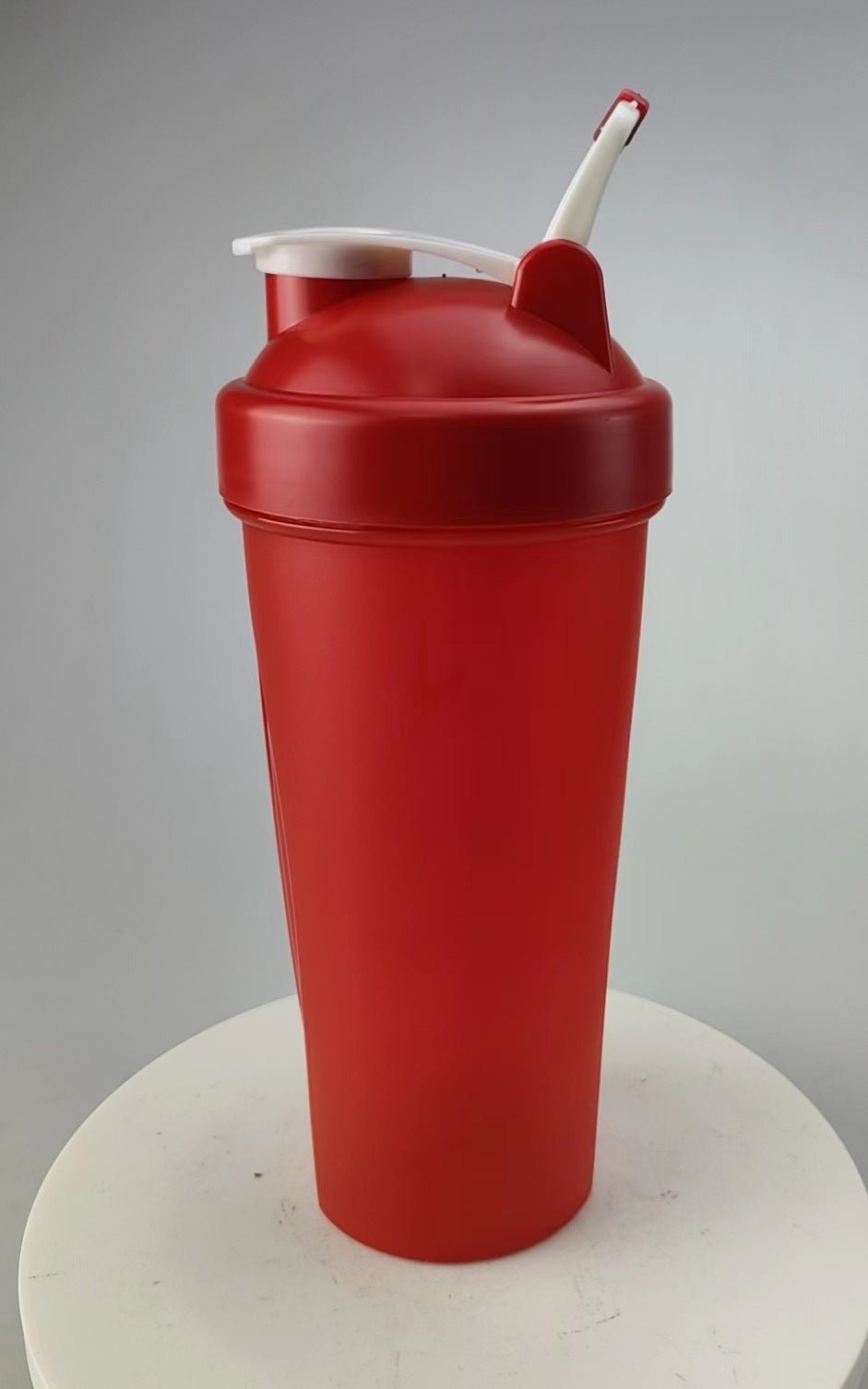 Fitness portable shaking cup protein powder milk shake cup 600ml mixing cup sports plastic water cup - IronWear Co.
