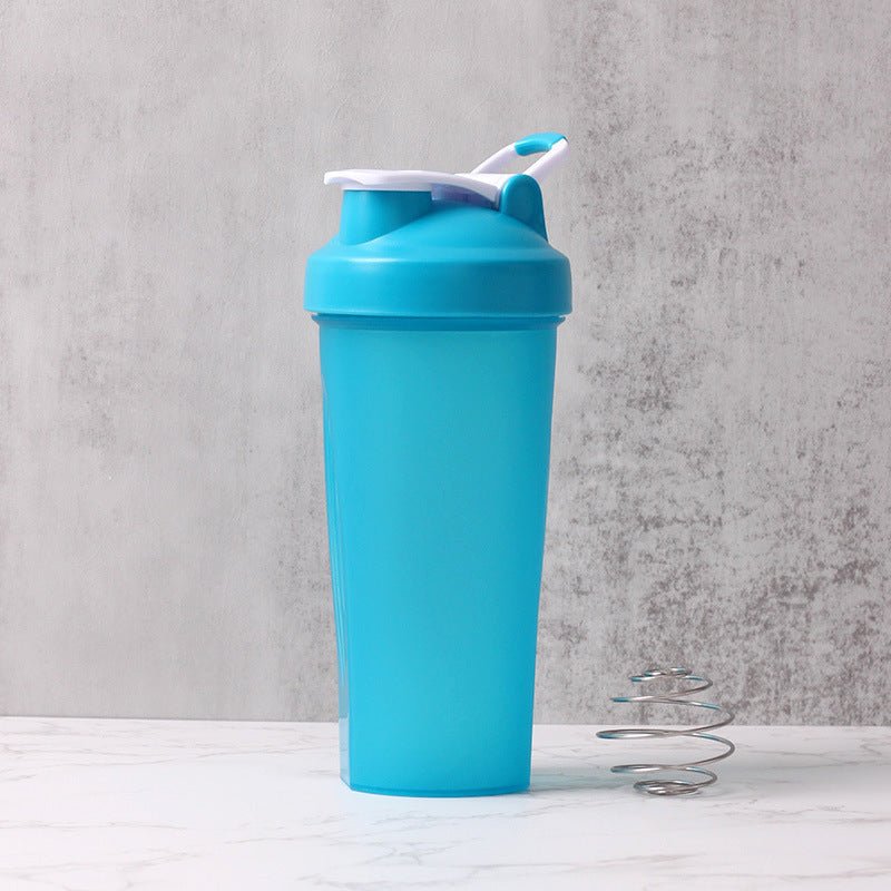 Fitness portable shaking cup protein powder milk shake cup 600ml mixing cup sports plastic water cup - IronWear Co.