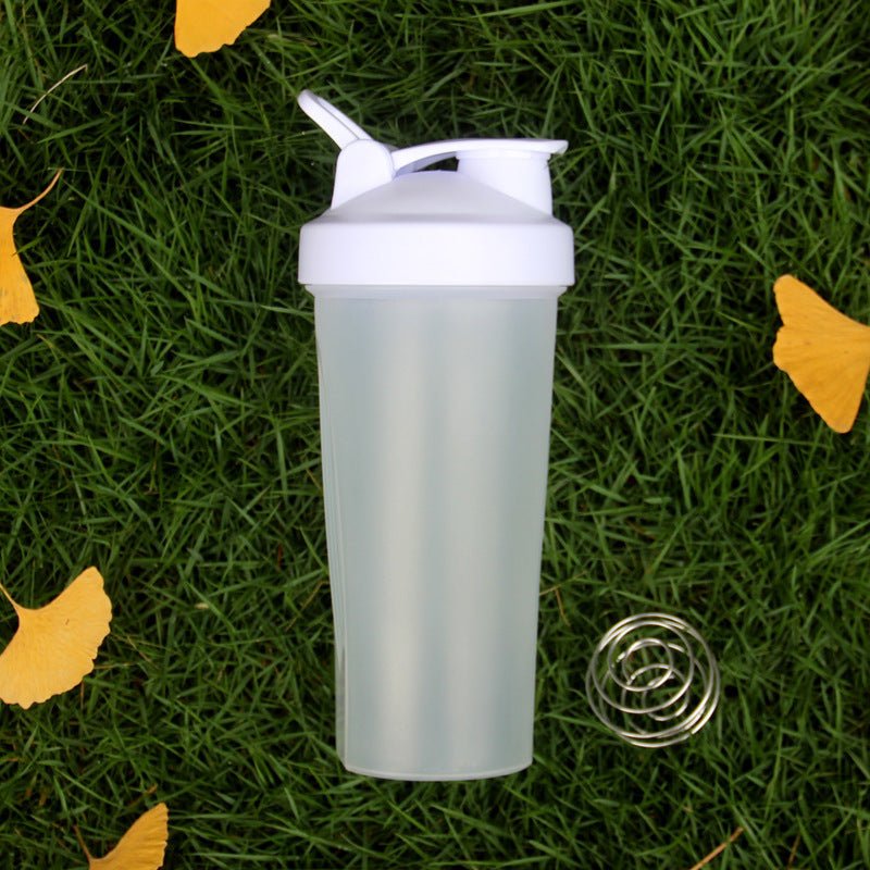 Fitness portable shaking cup protein powder milk shake cup 600ml mixing cup sports plastic water cup - IronWear Co.