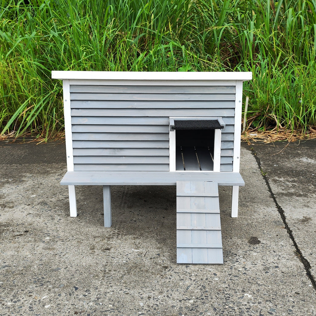 Outdoor Breathable Cat House for Outside Cats,Cat Shelter for Feral Cats with Escape Door,Porch Deck - IronWear Co.